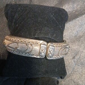 Intricate Silver Women's Bracelet